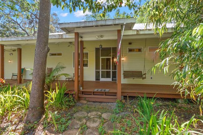 187 Sage Cir, House other with 3 bedrooms, 2 bathrooms and null parking in Crystal Beach FL | Image 9