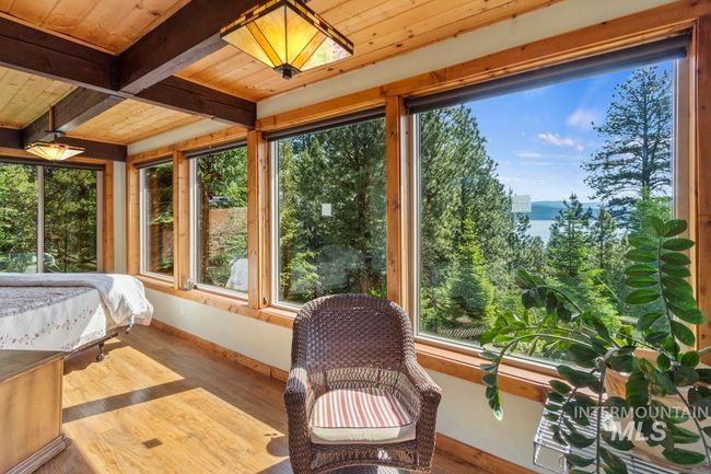 947 Thompson Dr, House other with 3 bedrooms, 4 bathrooms and 3 parking in Cascade ID | Image 13