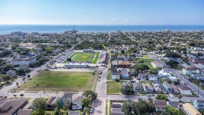 2803 Avenue L, Home with 0 bedrooms, 0 bathrooms and null parking in Galveston TX | Image 2