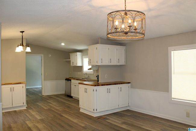 220 Crestview Dr, House other with 3 bedrooms, 2 bathrooms and null parking in SPRINGVILLE AL | Image 10