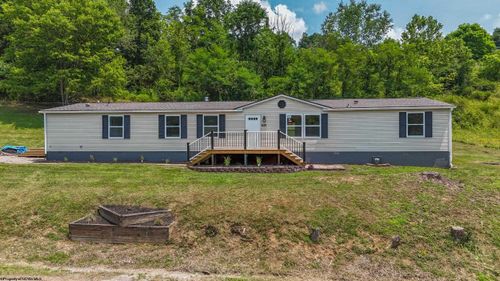 766 Oak Street, Bridgeport, WV, 26330 | Card Image