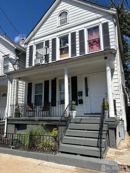 25 Hartwell St, New Brunswick, NJ, 08901-1810 | Card Image