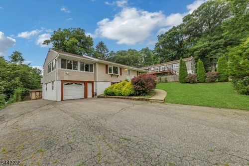 406 High Crest Dr, West Milford, NJ, 07480-3714 | Card Image