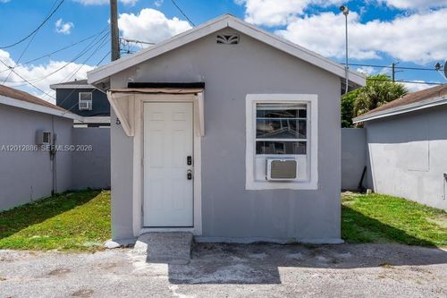 1-12101 Everglades St, Canal Point, FL, 33438-5010 | Card Image