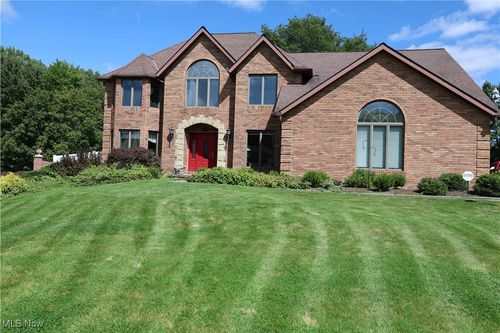 10645 Knights Way, North Royalton, OH, 44133-1998 | Card Image