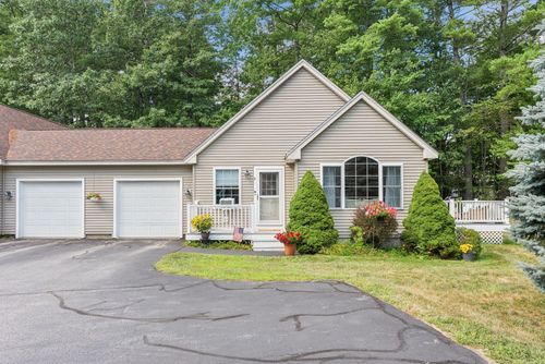 8-8 Port Dr, Windham, ME, 04062-5584 | Card Image