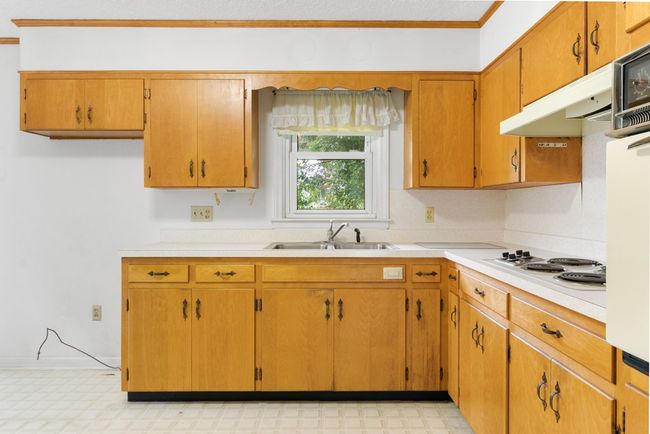 208 Mountain View Avenue, House other with 3 bedrooms, 2 bathrooms and 2 parking in Rural Retreat VA | Image 18