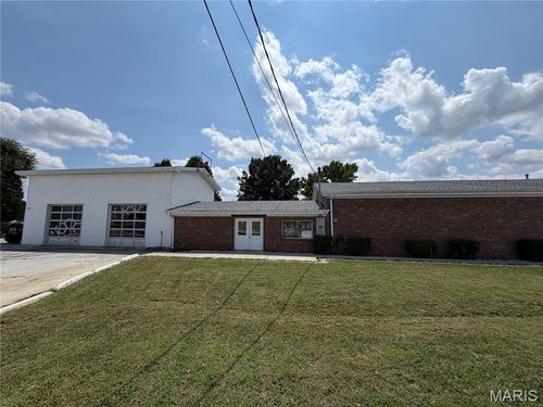 7455 Veterans Memorial Pkwy, Saint Peters, MO, 63376-1471 | Card Image
