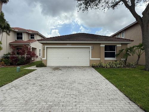 5657 Nw 121st Ave, Coral Springs, FL, 33076-3641 | Card Image