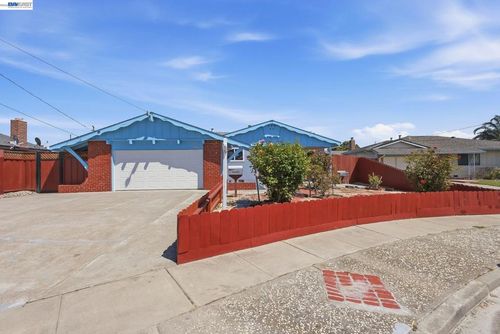 6440 Lotus Ct, Newark, CA, 94560-4921 | Card Image