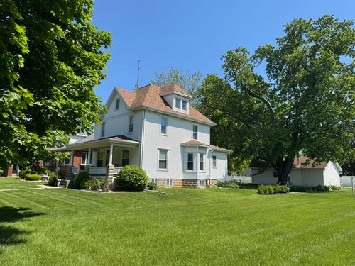 222 N Maple St, Herscher, IL, 60941-9719 | Card Image