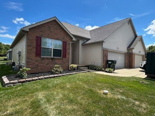 982 Lanedale St Nw, Massillon, OH, 44647-5999 | Card Image