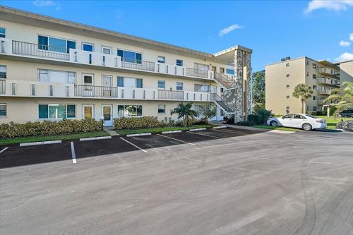 216a-4480 Ironwood Circle, BRADENTON, FL, 34209 | Card Image