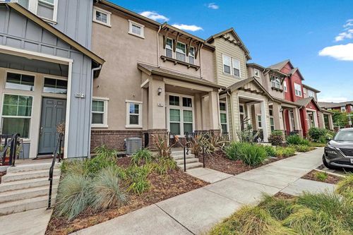 unit-5-3997 Portola Cmn, Livermore, CA, 94551-4872 | Card Image