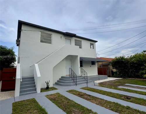 133-131 Nw 32nd Ct, Miami, FL, 33125-4910 | Card Image