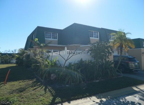 242-4794 Albacore Ln, FORT MYERS, FL, 33919-3345 | Card Image