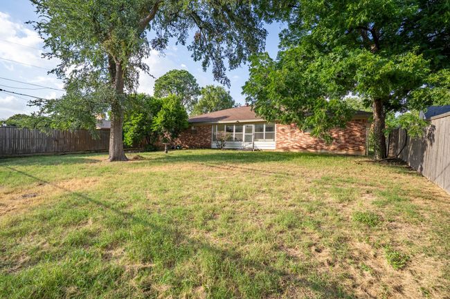 1905 Cimarron Trl, House other with 3 bedrooms, 2 bathrooms and null parking in Hurst TX | Image 33