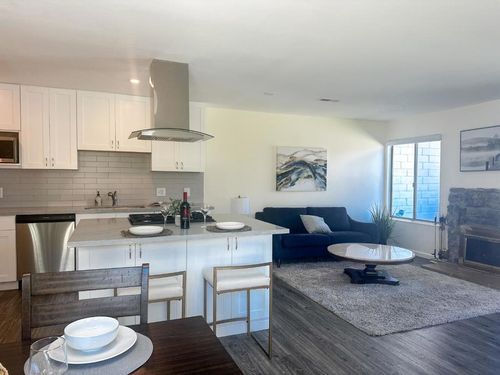 33157 Lake Superior Place, Fremont, CA, 94555 | Card Image