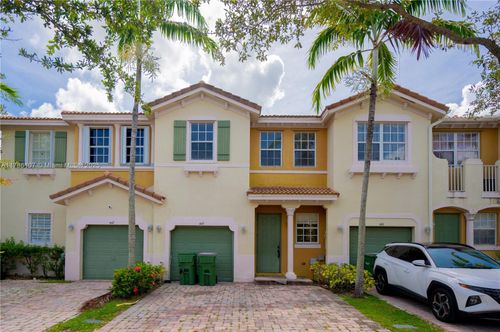 445 Ne 21st Ave, Homestead, FL, 33033-6046 | Card Image