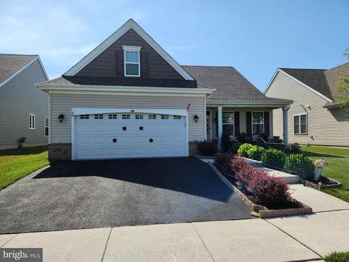 28 Pegasus Ln, SMYRNA, DE, 19977-4129 | Card Image