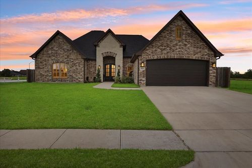 3915 Saif Wood St, Beaumont, TX, 77706-1104 | Card Image