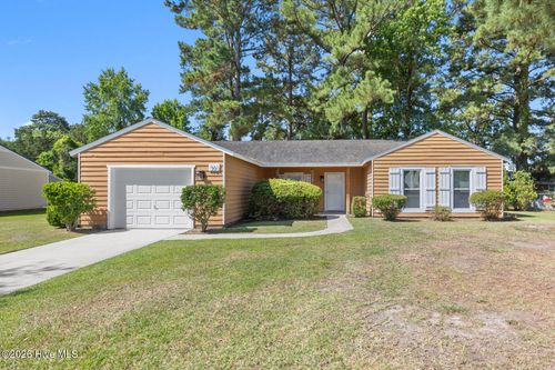 721 Shadowridge Rd, Jacksonville, NC, 28546-7906 | Card Image