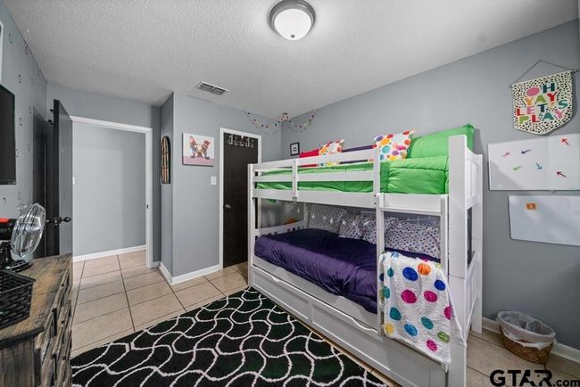 1114 E Neches St, House other with 3 bedrooms, 2 bathrooms and null parking in Palestine TX | Image 24