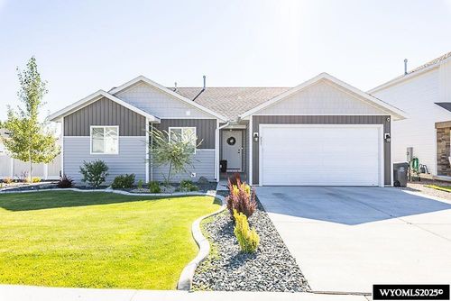 231 Sheep Creek Dr, Rock Springs, WY, 82901-5732 | Card Image