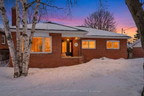103 Rodney St, Barrie, ON, L4M4C2 | Card Image