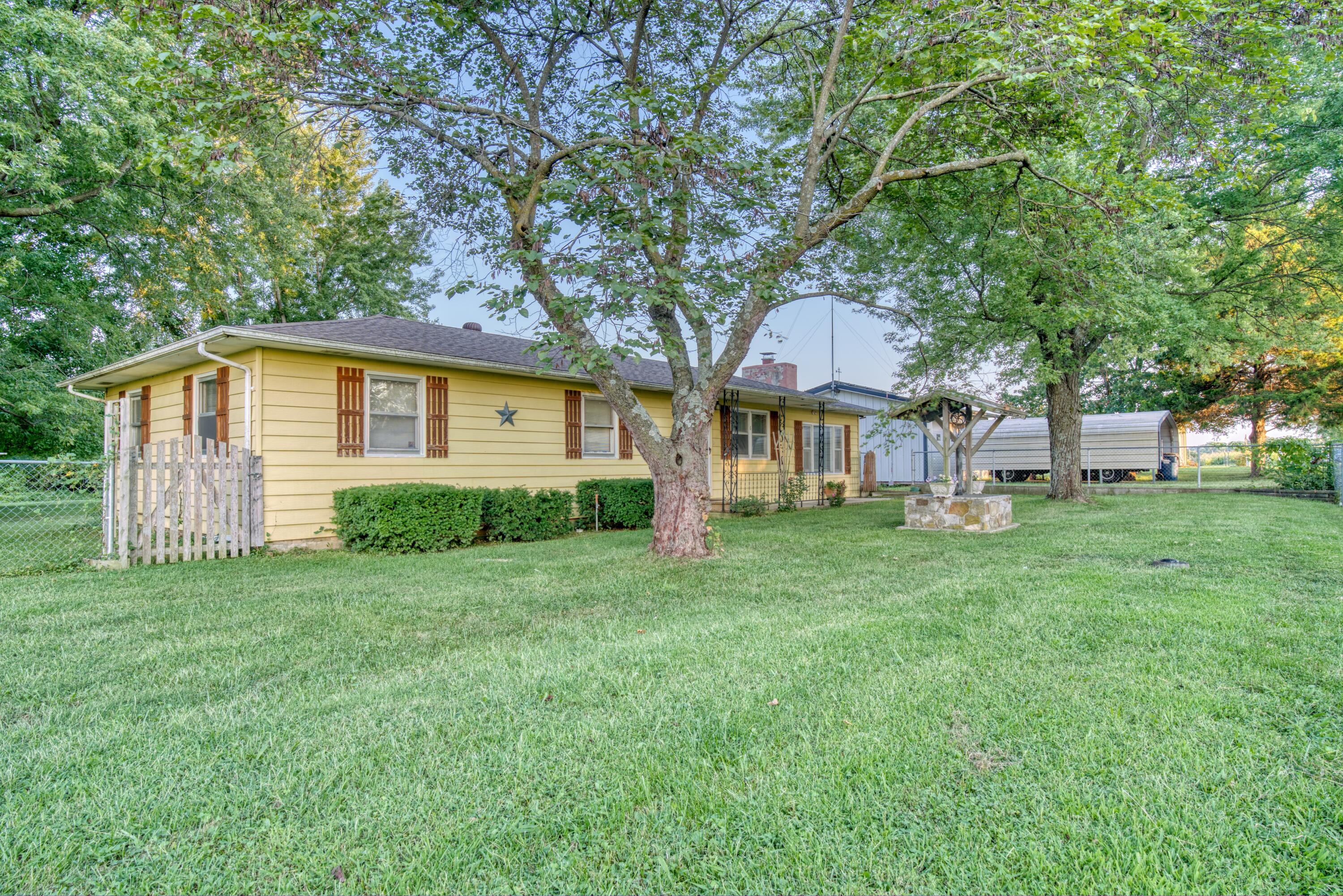 Jasmine Ln, Buffalo, MO 65622