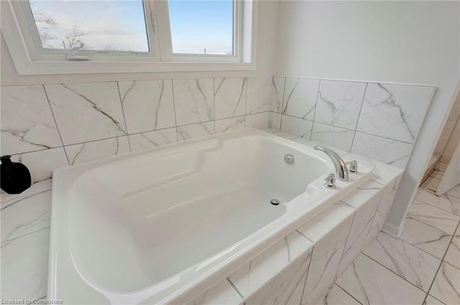 90 David St, House other with 4 bedrooms, 4 bathrooms and 4 parking in Hagersville ON | Image 38