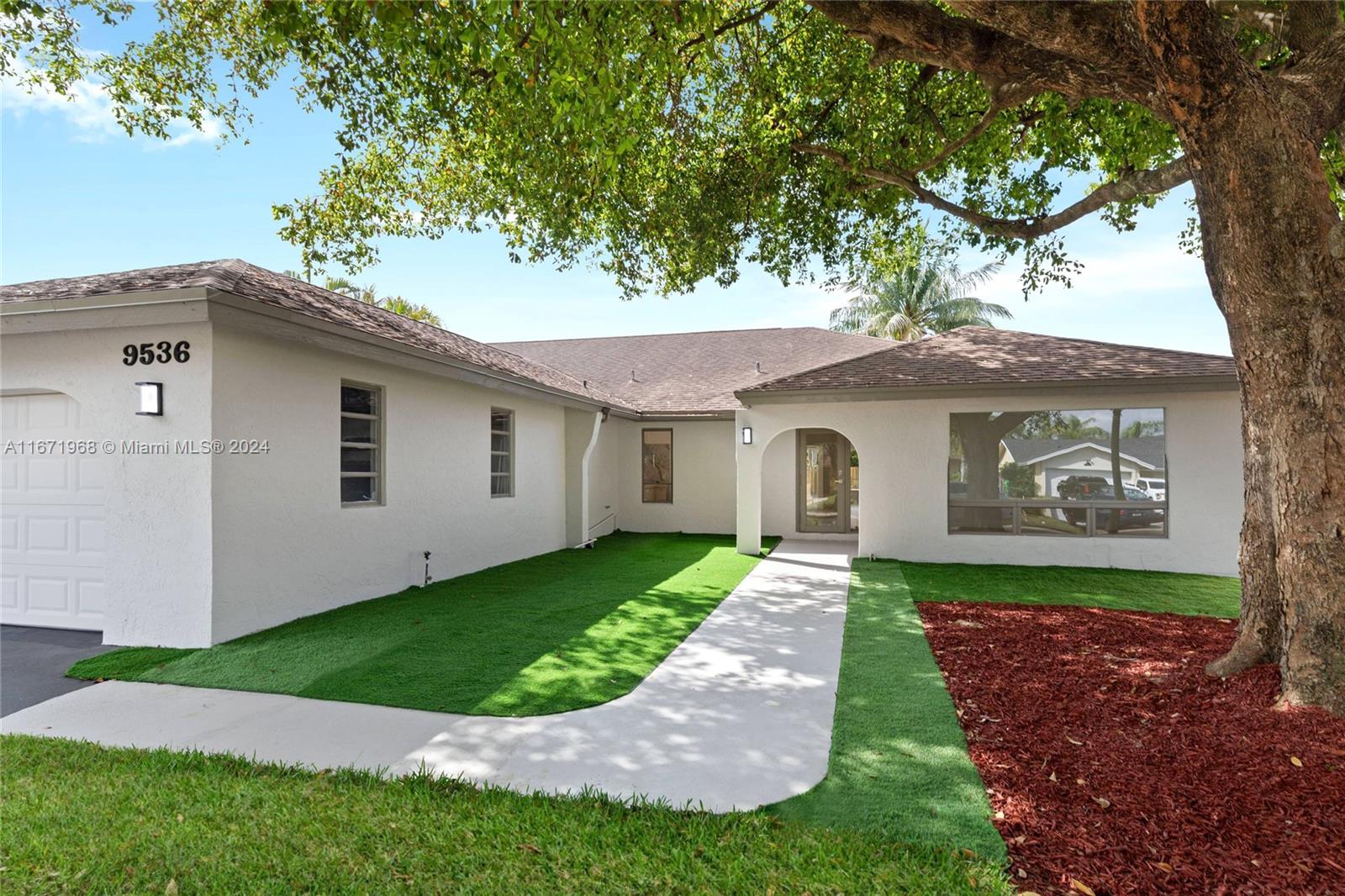 33rd Pl, Sunrise, FL 33351