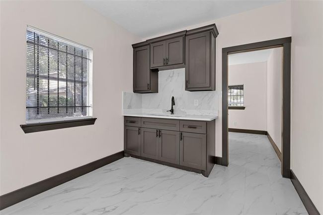 3346 Reeves St, House other with 3 bedrooms, 2 bathrooms and 1 parking in Houston TX | Image 34