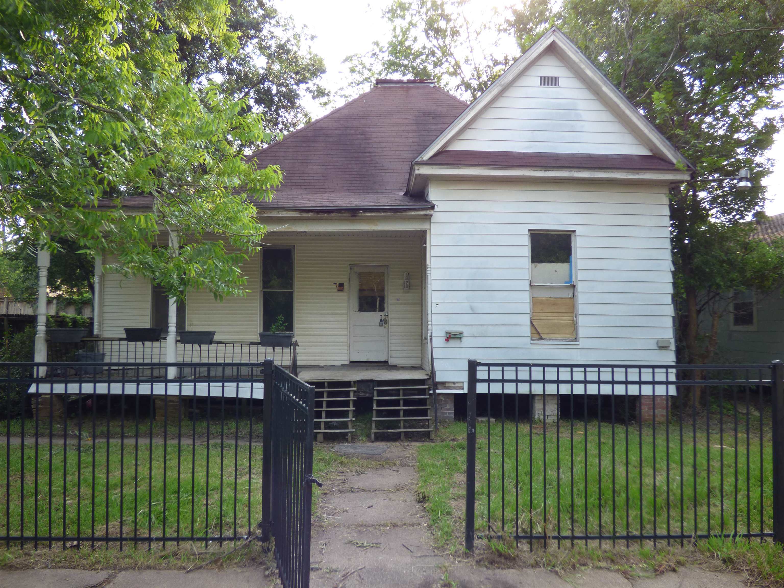 4th St, Beaumont, TX 77701
