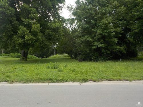 522 E Grandview Dr, Junction City, KS, 66441-4428 | Card Image