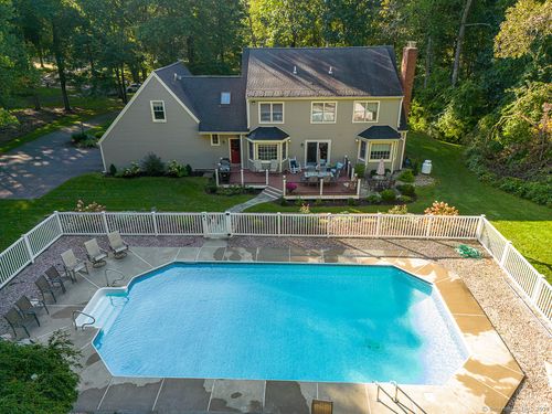 239 Old Farms Rd, Watertown, CT, 06795-1531 | Card Image