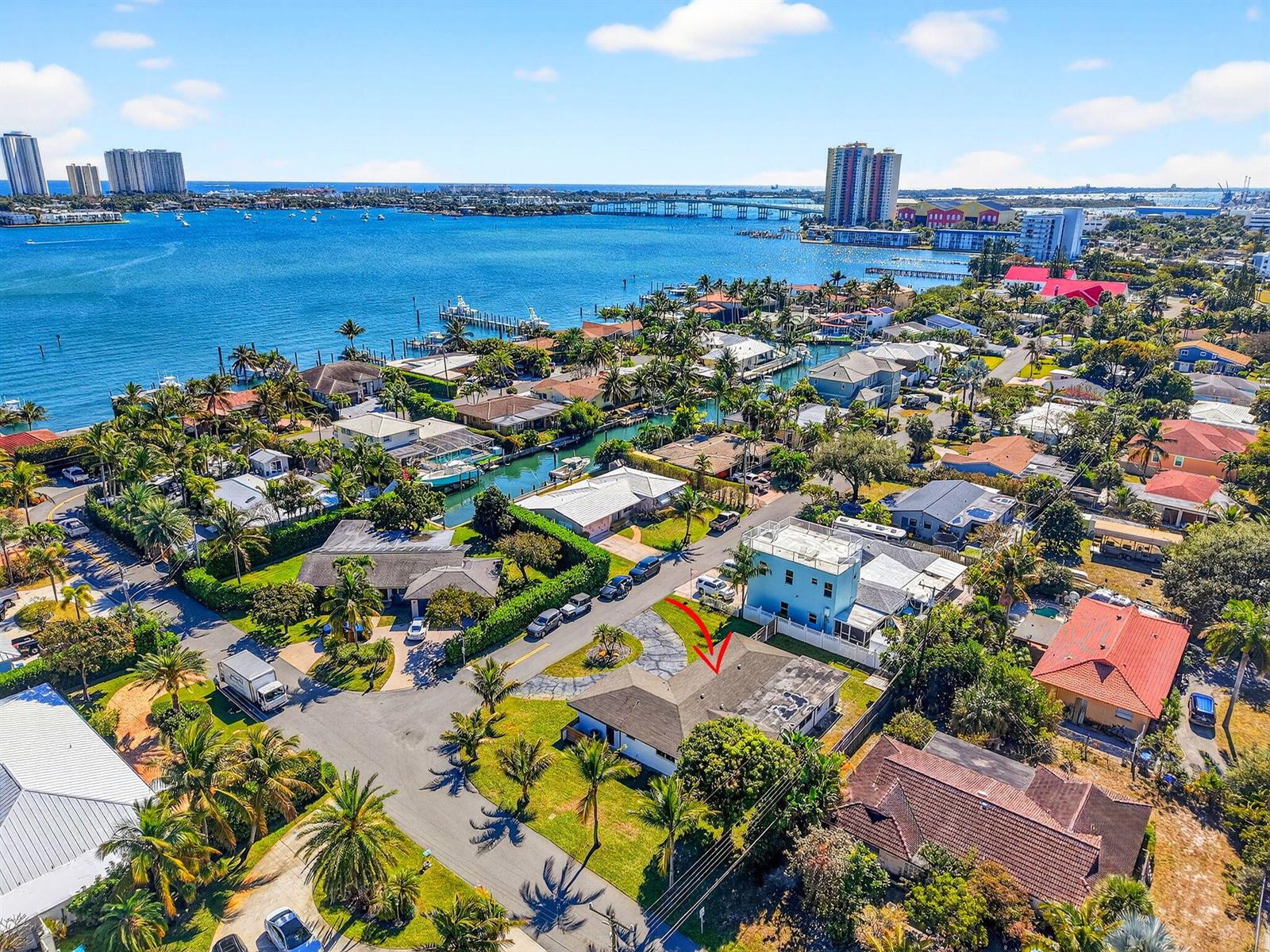 Residential in Riviera Beach 2