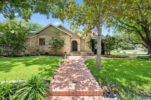 102 Nacogdoches Rd, San Antonio, TX, 78209-4535 | Card Image