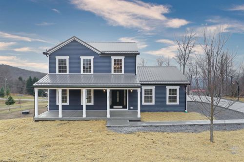 201 Medley Ridge Dr, Morgantown, WV, 26508-9603 | Card Image