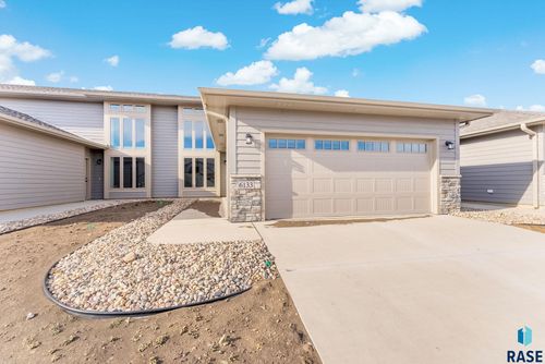 6133 S Bison Pl Place, Sioux Falls, SD, 57108 | Card Image