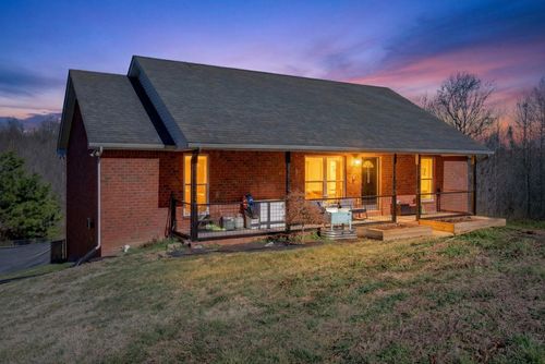 180 Doty Rd, Ashland City, TN, 37015-1977 | Card Image