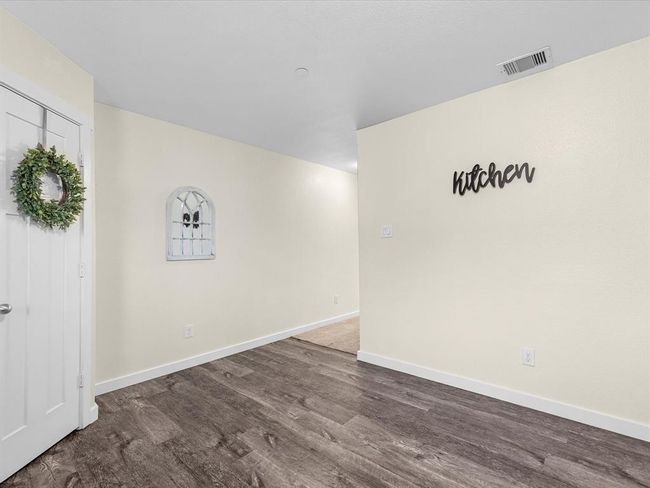 Dining/Kitchen area | Image 5