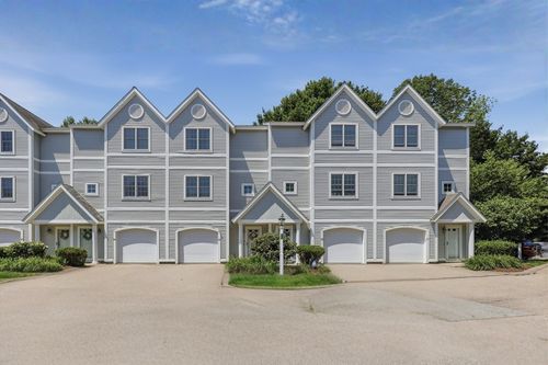 23-140 Commonwealth Ave, North Attleboro, MA, 02776 | Card Image