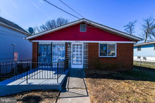 6209 Foote St, CAPITOL HEIGHTS, MD, 20743-1654 | Card Image