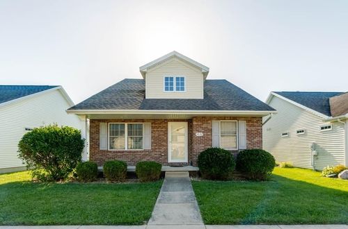 1632 Belclare Rd, Normal, IL, 61761-4925 | Card Image