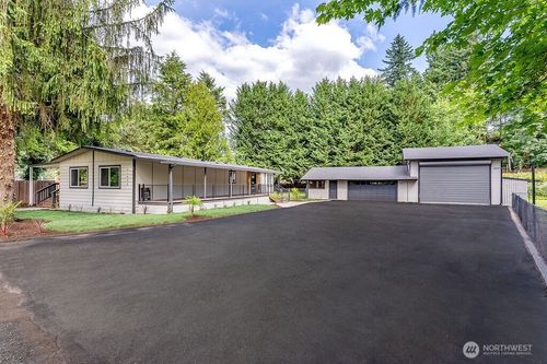 21843 Se 251st Pl, Maple Valley, WA, 98038-8519 | Card Image