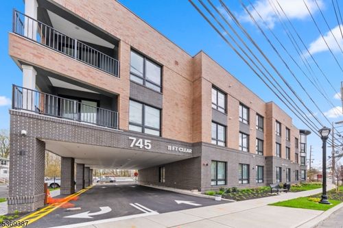 202-745 Bound Brook Rd, Dunellen, NJ, 08812-1007 | Card Image