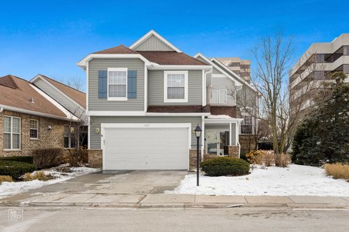 1107 Essex Dr, Oakbrook Terrace, IL, 60181-5253 | Card Image