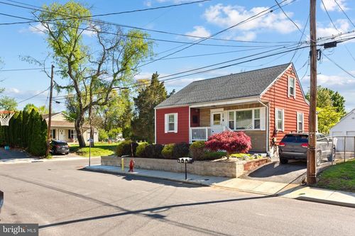 19 Francis St, Wrightstown, NJ, 08562-2302 | Card Image