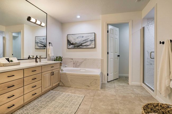 Primary Bath | Image 22